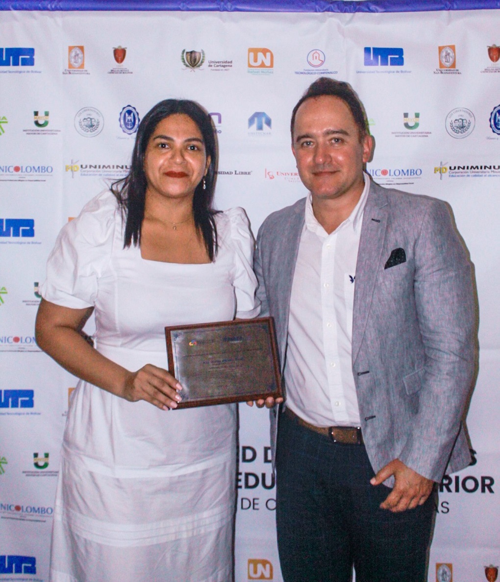 Reconocimiento Riescar 2025 a la UAN por su destacada Proyección Social