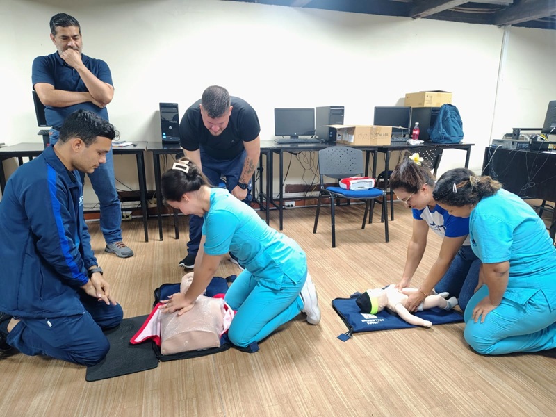Capacitación en primeros auxilios y RCP fortalece la brigada de emergencia en Cúcuta