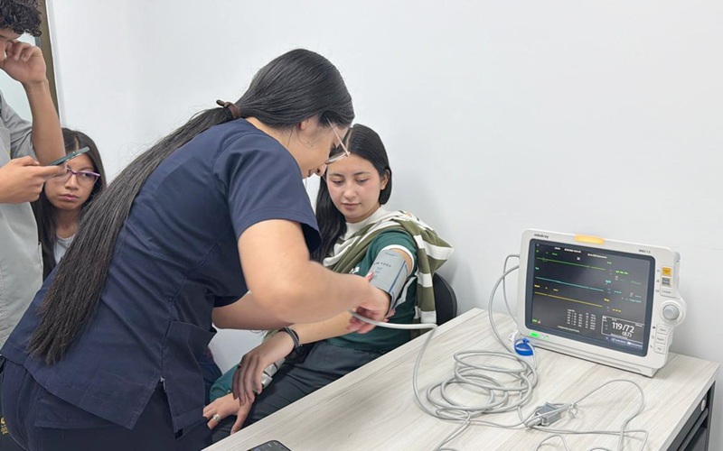 Investigadores de la UAN Popayán desarrollan aplicación móvil para facilitar el control de la hipertensión