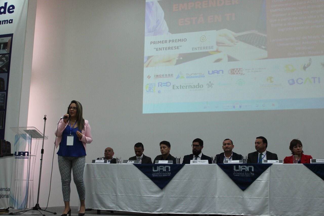 SePrsentoConvocatoriaEmprenderEstaEnTi2